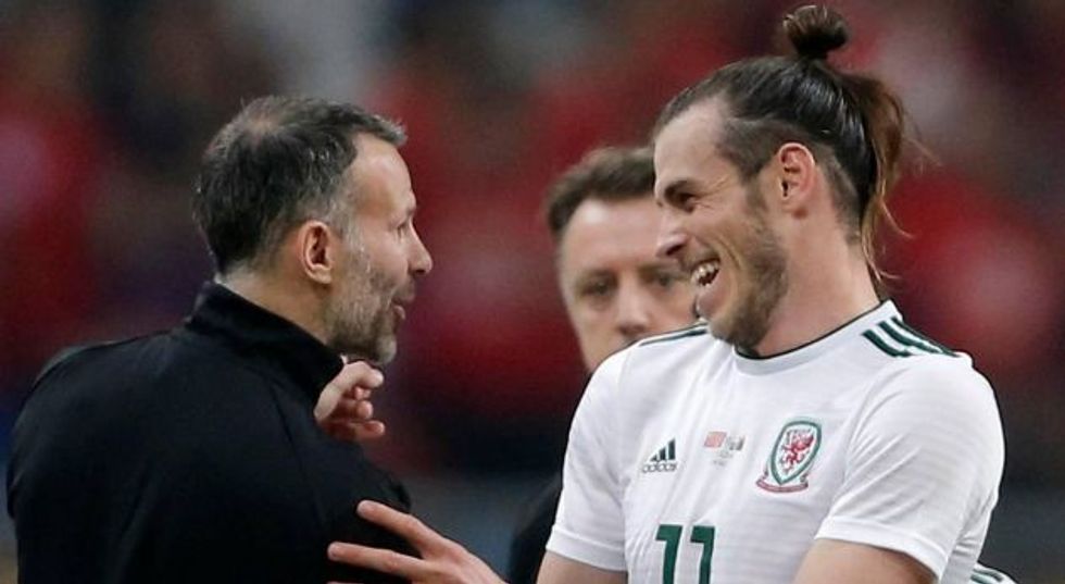 2018/03/giggs-bale.jpg