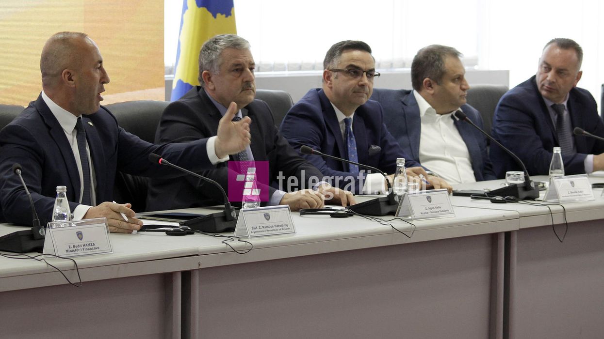 2018/04/takim-Ramush-Haradinaj-Forumi-Konsultativ-Qeveri-Komuna-foto-Ridvan-Slivova-8.jpg