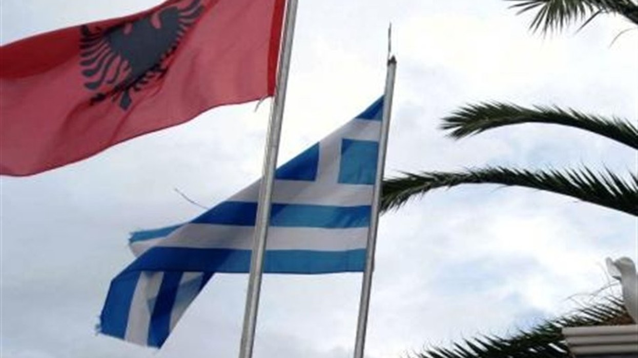 2018/05/flamur-shqiptaro-grek.jpg
