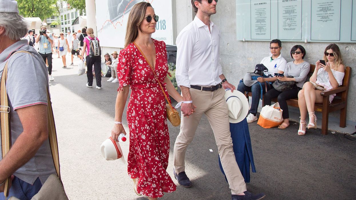 2018/05/pippa-middleton-james-matthews-baby-bump-pregnant-roland-garros-1-e1527510925889.jpg