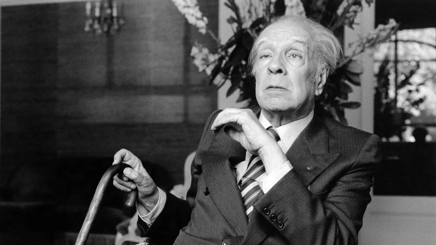2018/06/Borges.gif