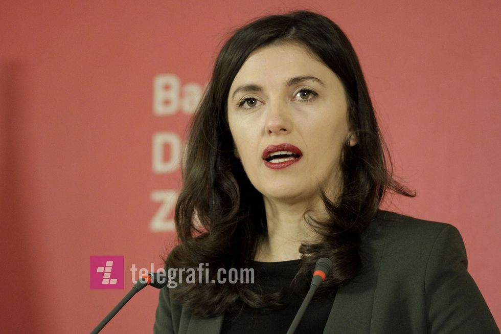 2018/06/Vetevendosje-konference-Albulena-Haxhiu-foto-Ridvan-Slivova-2.jpg