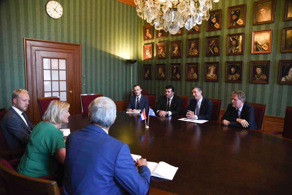 2018 07 03 Veseli kërkon mbështetjen e Holandës për liberalizimin e vizave 4