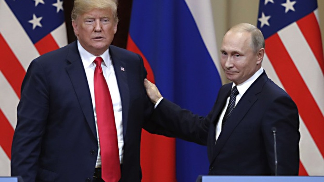 2018/07/16-donald-trump-vladimir-putin-2.w710.h473.jpg