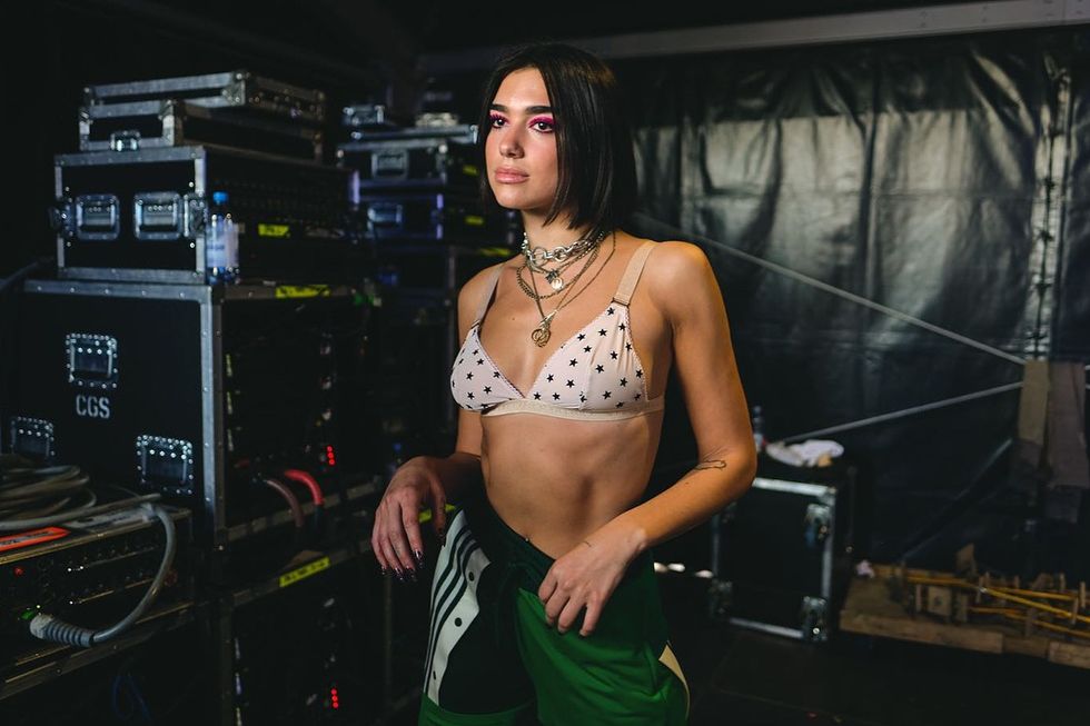 2018/07/dualipa_11_7_2018_15_51_31_611.jpg