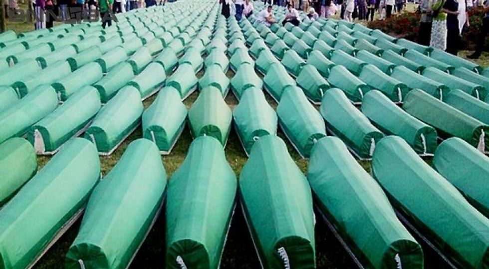 2018/07/srebrenica-potocari-genocid.jpg