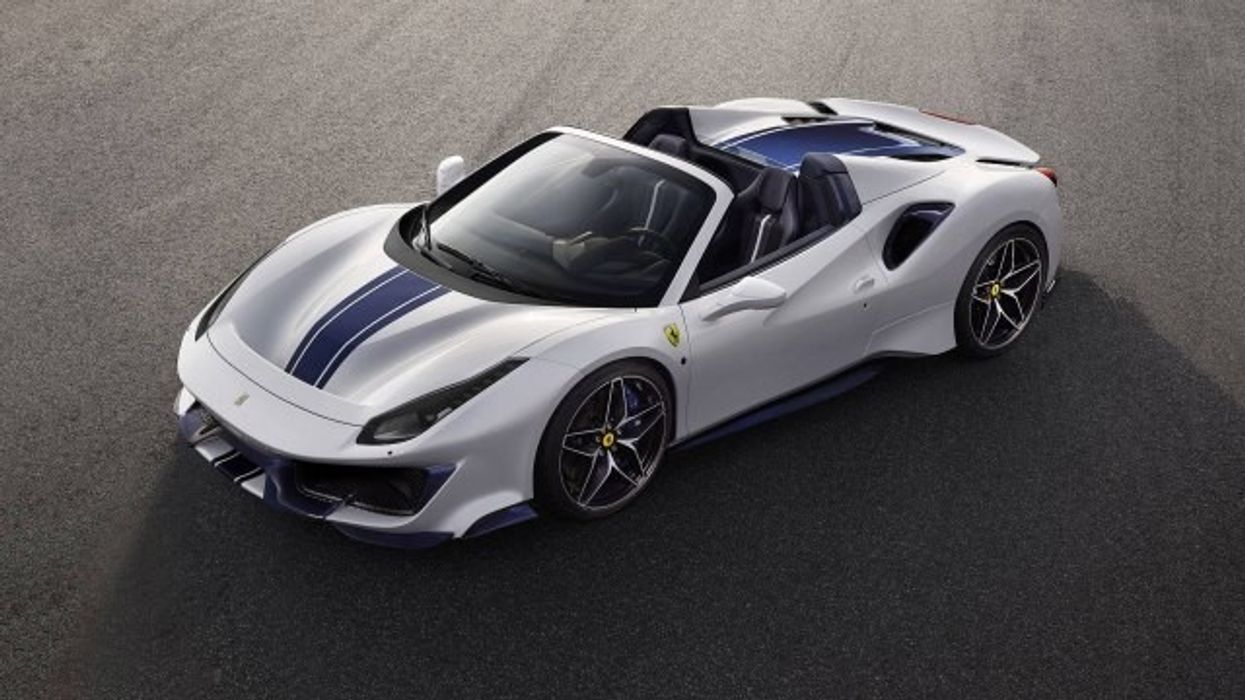 2018/08/Ferrari-488-Pista-Spider-1.jpg