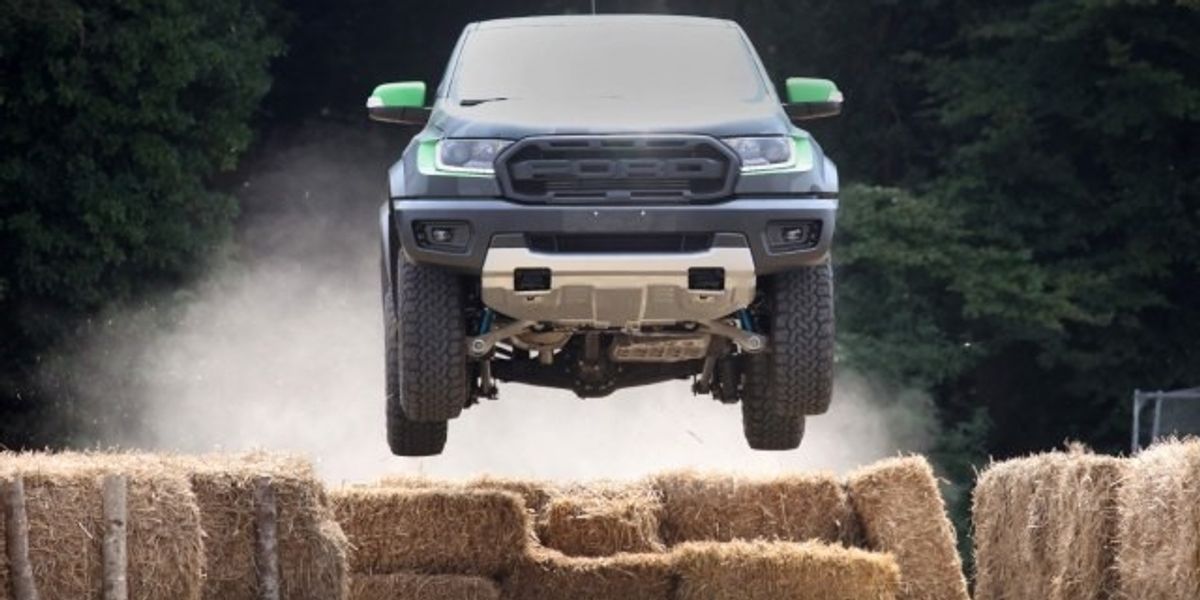 Ford Ranger Raptor comes with a 10-speed gearbox (Photo/Video) - Telegraph