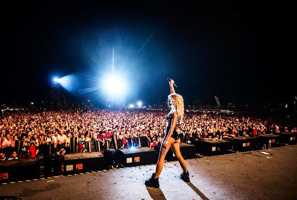 2018/08/ritaora_38725951_228557304668009_7039574745309773824_n-1.jpg