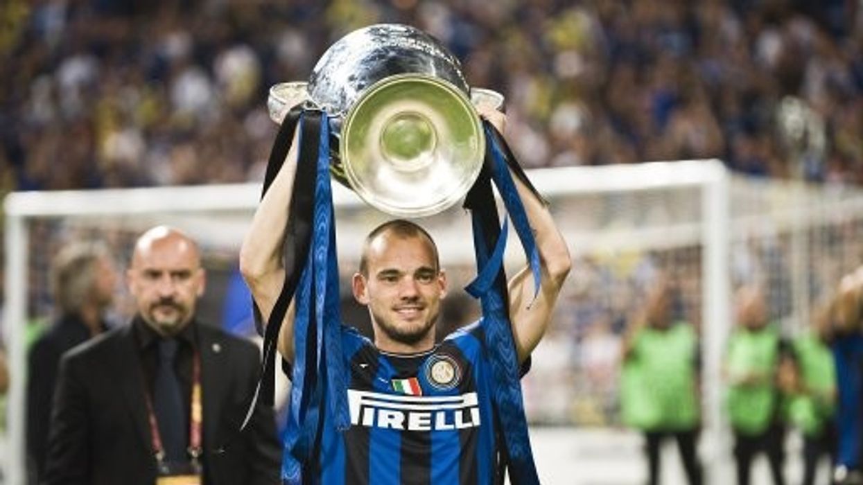 2018/08/sneijder1-e1534440599637.jpg