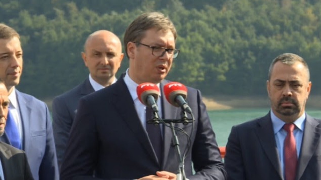 2018/09/vucic-per-thacin.jpg