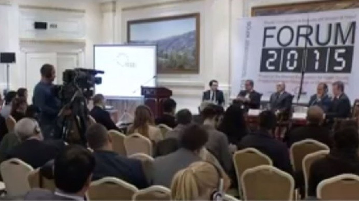 2018/10/forumi_2015_veton_surroi.jpg