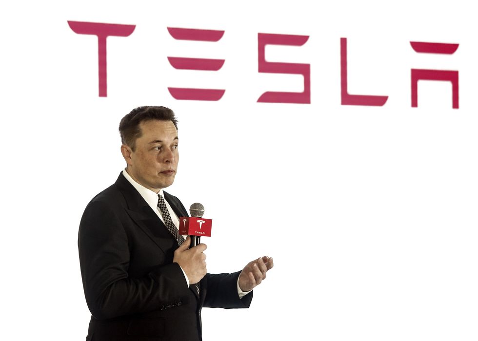 2018/10/tesla_elon.jpg