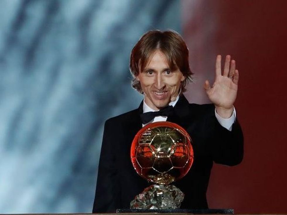 2018/12/1543944707-Luka-Modric-expresses-desire-to-retire-at-Real-Madrid-AP-e1544094742360.jpg