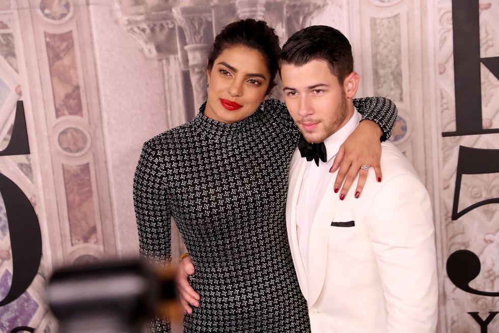 2018/12/Nick-JonasPriyanka-Chopra-e1543692991354.jpg