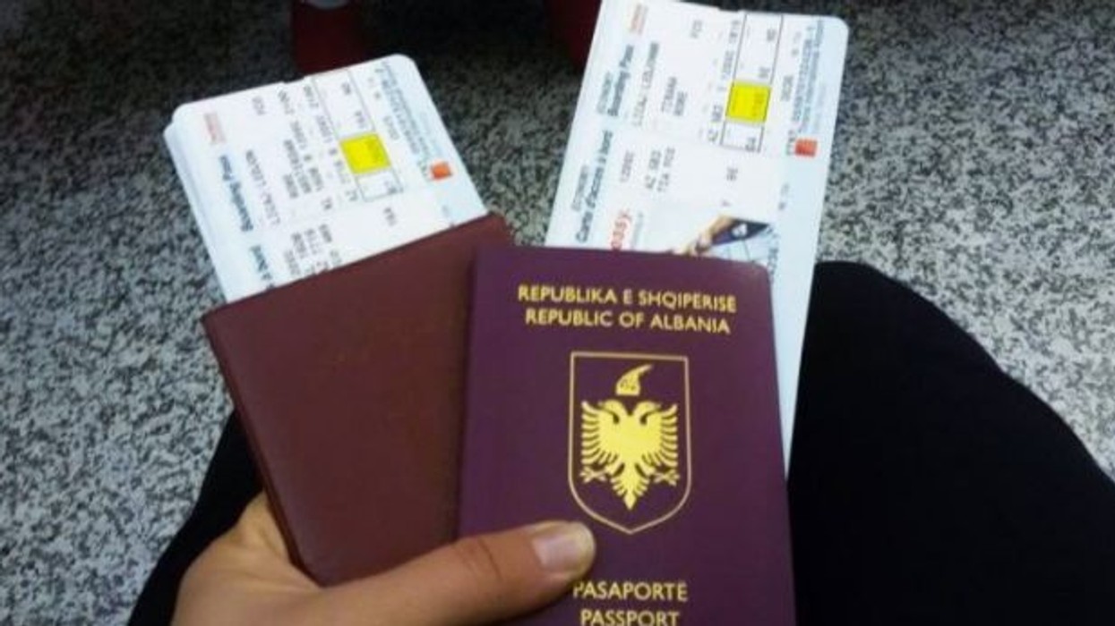 2019/01/pasaporta-shqiptare-765x383_1513758411-655687.jpg