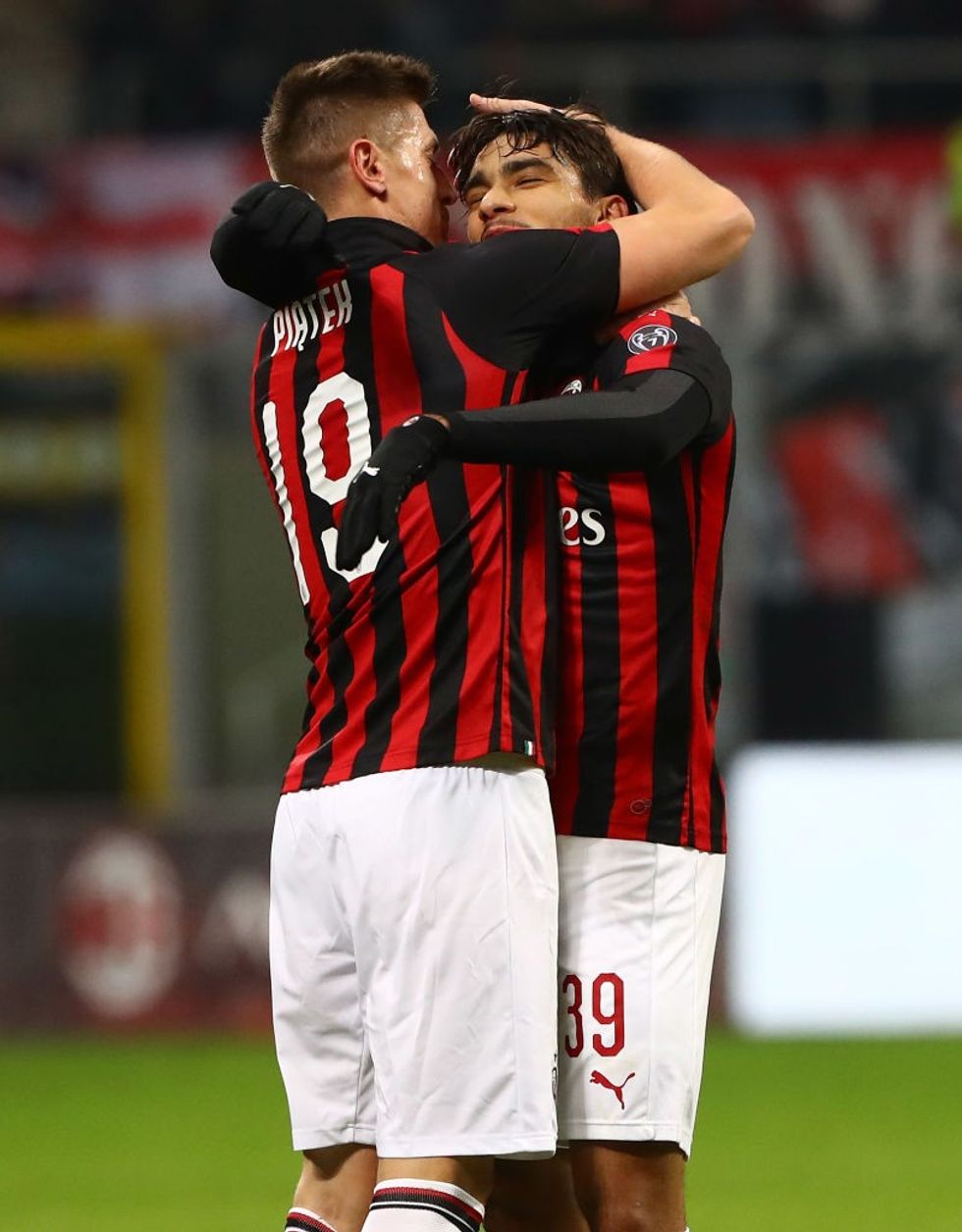 2019/02/Krzysztof-Piatek-Lucas-Paqueta-e1550077660657.jpg