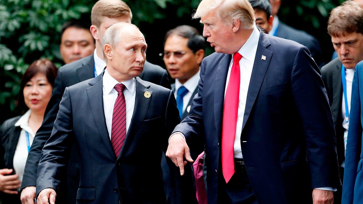 2019/03/donald-trump-putin-meeting-e1553243455860.jpg