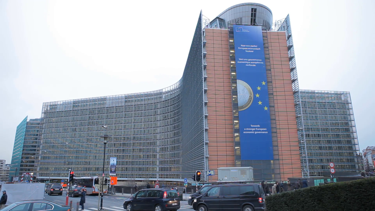 2019/03/european-commission-building-in-brussels-belgium-editorial-footage-news-documentary_stst_nkz__F0000.png