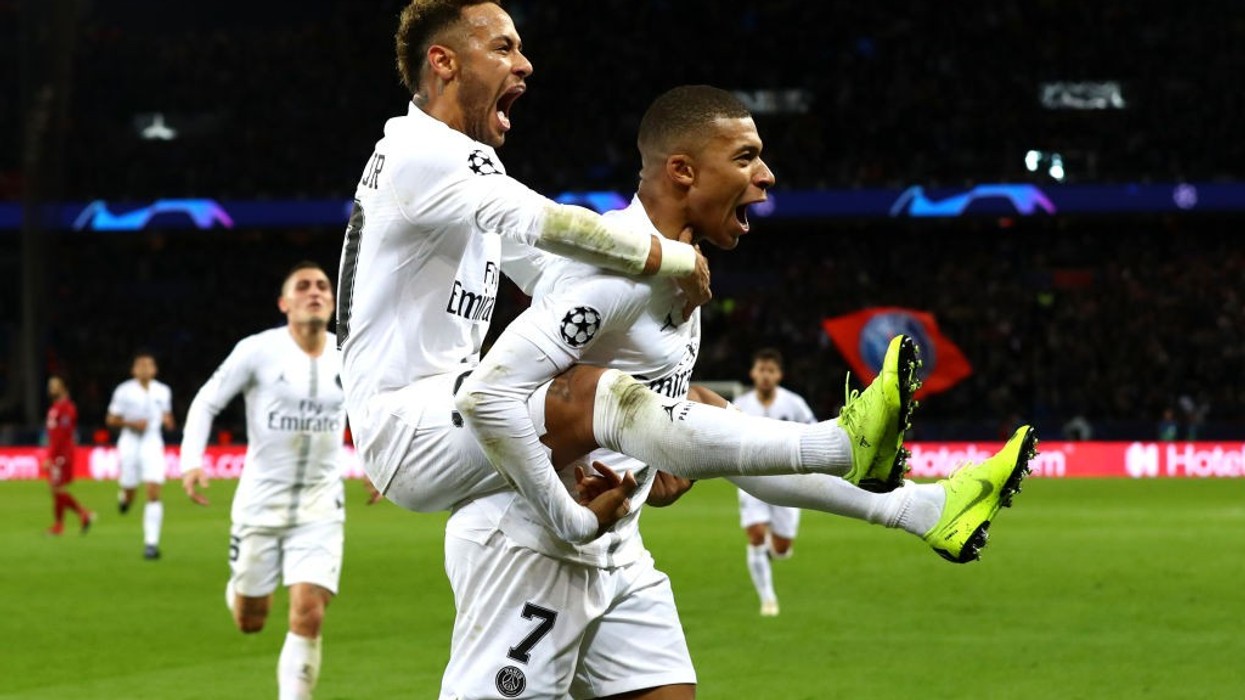 2019/03/NeymarMbappe-e1552354862459.jpg