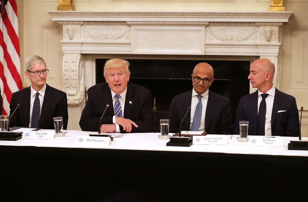 2019/03/trump_cook_nadella_bezos.jpg
