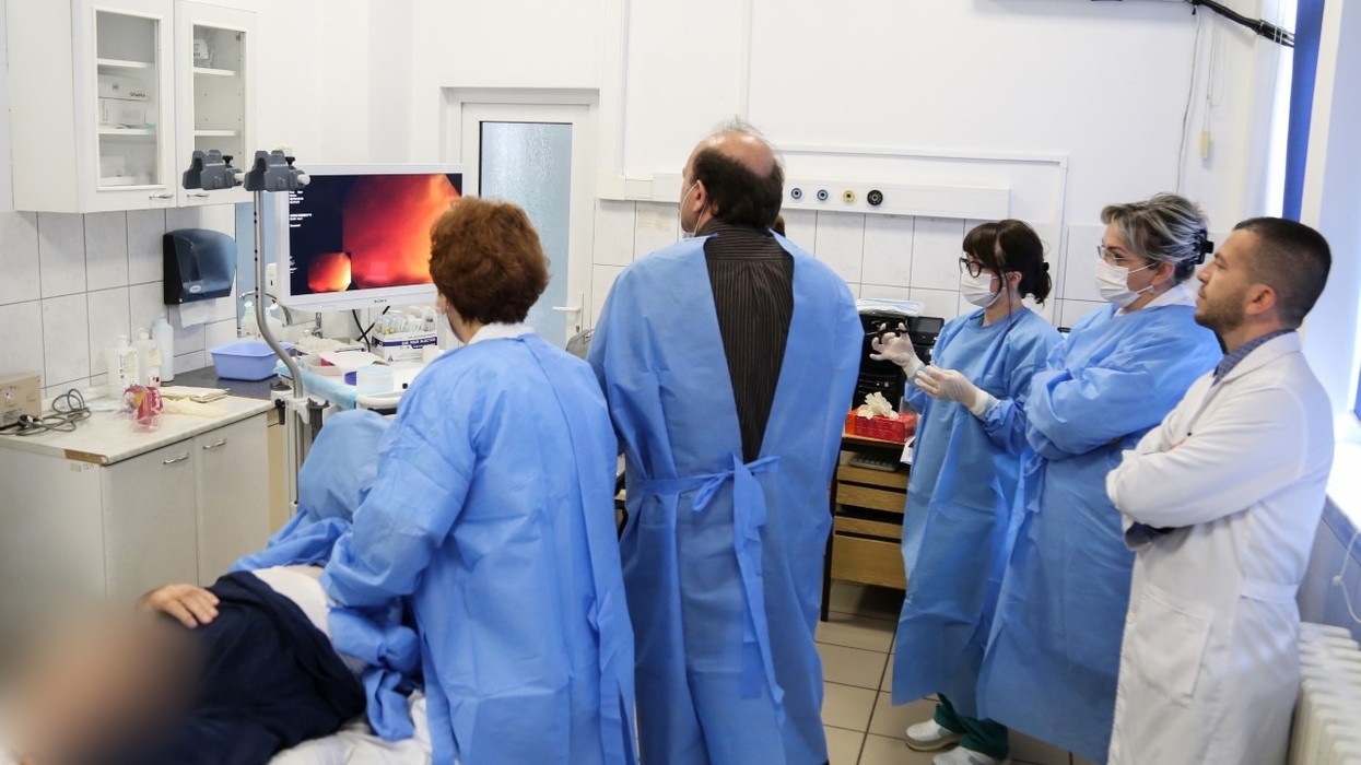 2019/04/Foto-Gastroenterologji-2.jpg