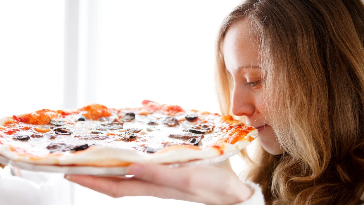 2019/04/woman-smelling-pizza-today-170713-tease_02e7a2f96397c89505cced1260a1fcdf.jpg