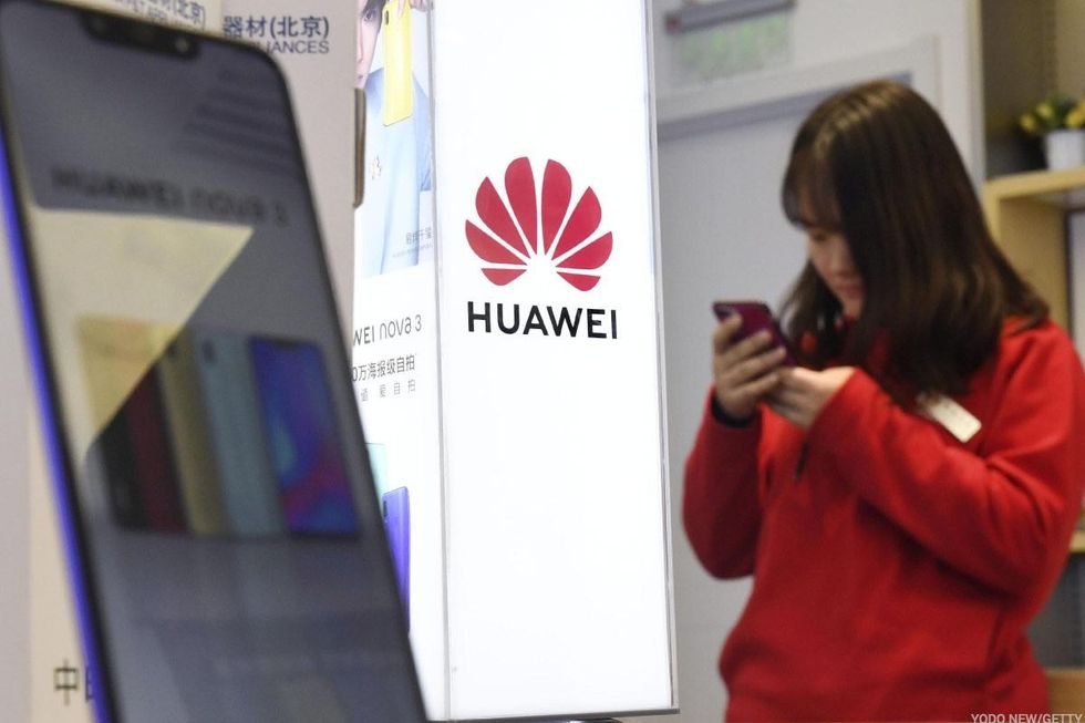 2019/05/huawei_l.jpg