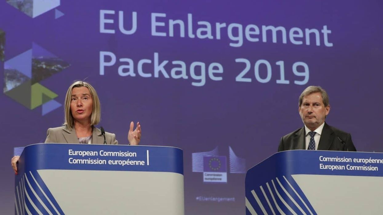 2019/05/Mogherini-Hahn.jpg