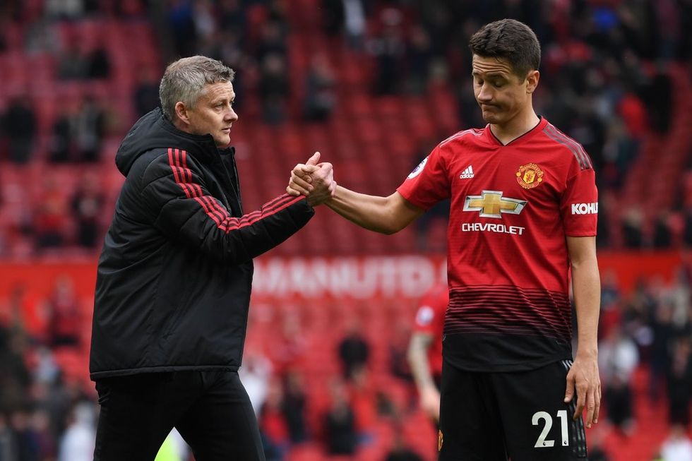 2019/05/solskjaer-herrera-e1557506375422.jpg