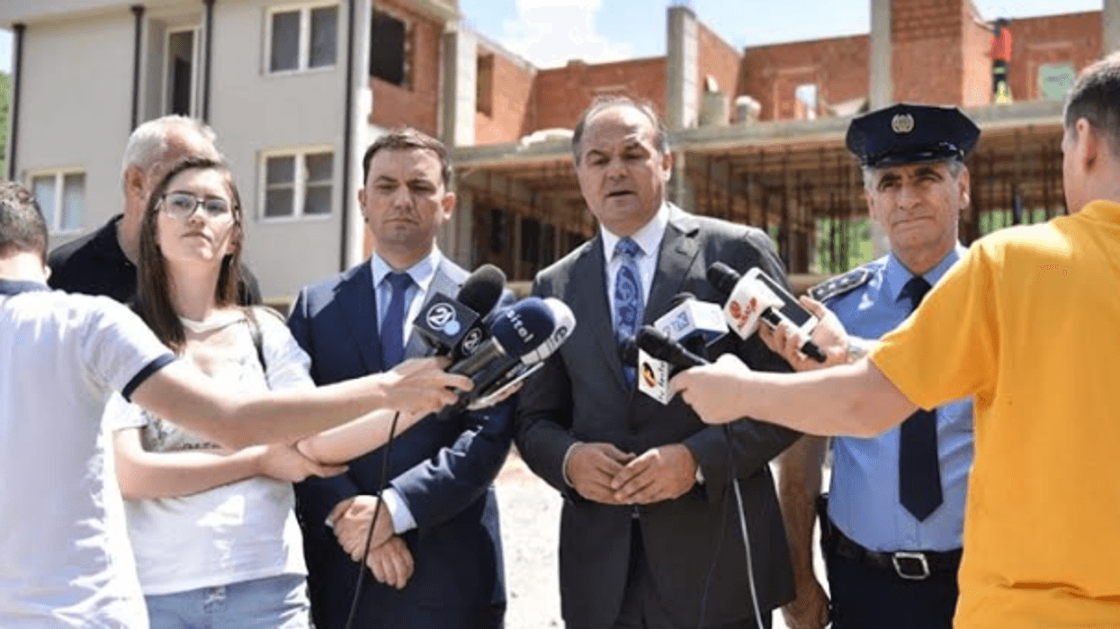2019/06/Bujar-Osmani-Enver-Hoxhaj.png