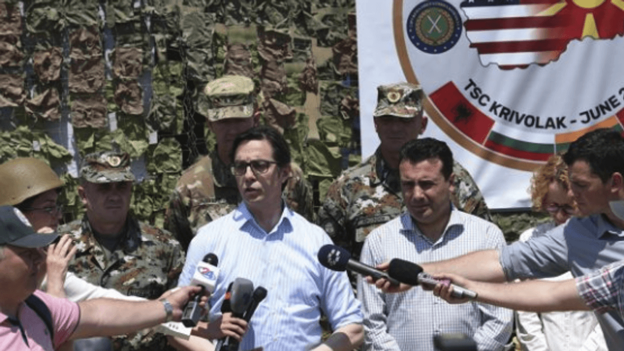 2019/06/Pendarovski-Zaev.png