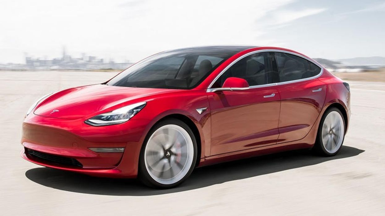 2019/06/Tesla-foto-4-2.jpg