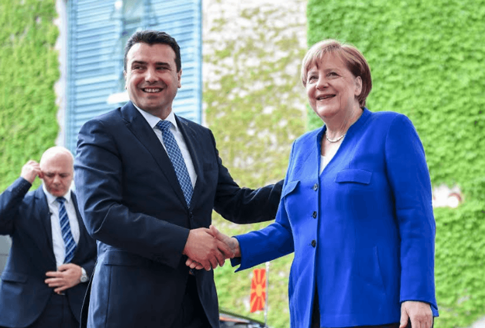 2019/06/Zaev-Merkel1.png