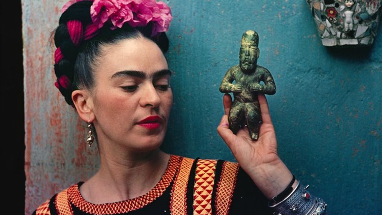2019/07/3-Frida-With-Olmaca-Figurine-1939.jpg