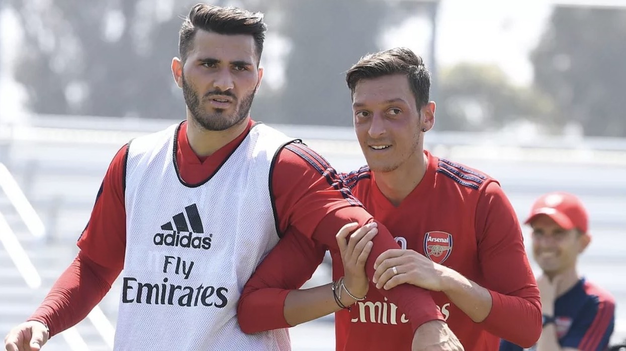 2019/07/ozil_kolasinac.jpg