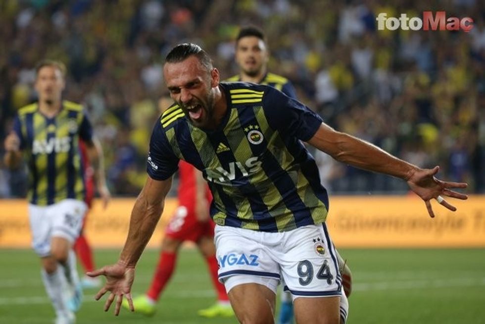 2019/08/0x0-fenerbahcede-emre-belozoglundan-sampiyonluk-aciklamasi-1566315648384-e1566393802485.jpg