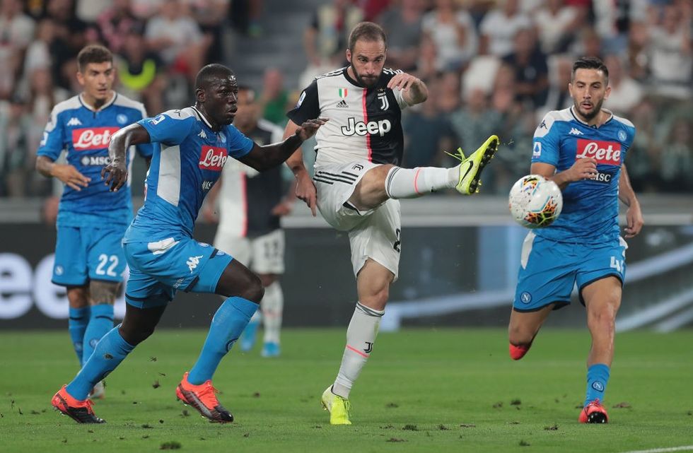 2019/08/Higuain-vs-Napoli.jpg