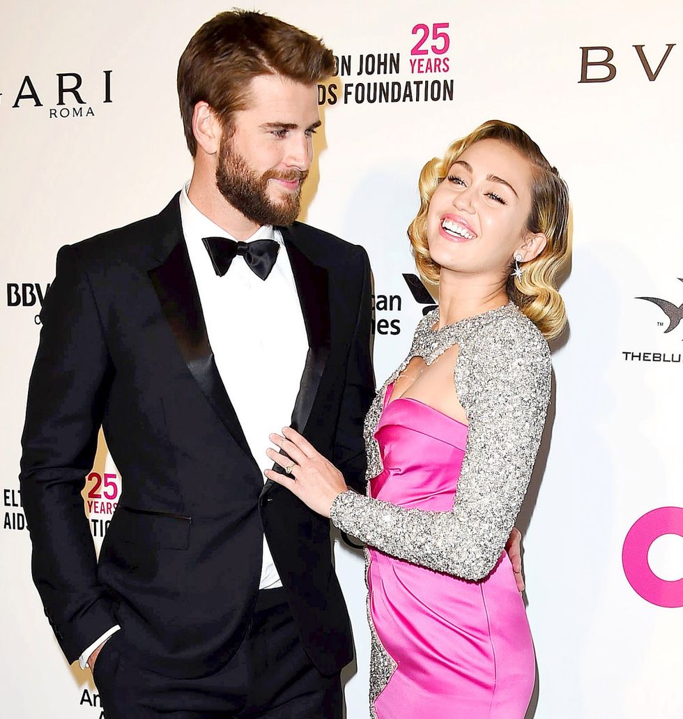 2019/08/miley-cyrus-liam-hemsworth-1-e1565785166599.jpg