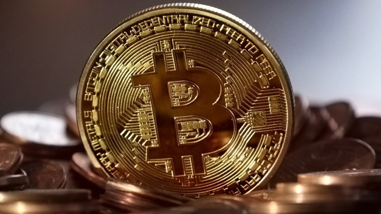2019/10/1562939871_bitcoin_1_story.jpg