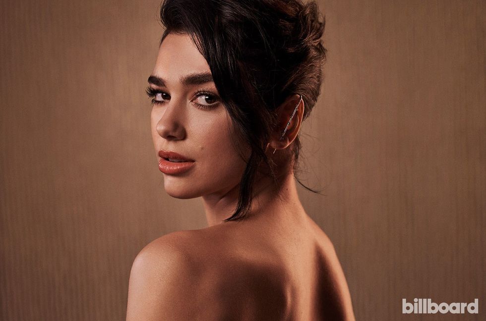 2019/10/Clive-Davis-pre-grammy-gala-Dua-Lipa-bb04-2019-seven-billboard-lldhrth-1548-e1570045463192.jpg
