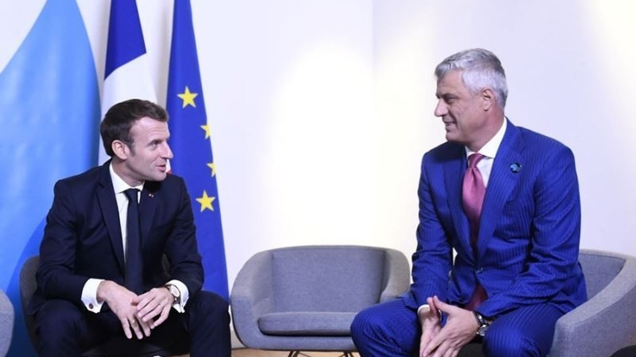 2019/11/hasha-macron.jpg