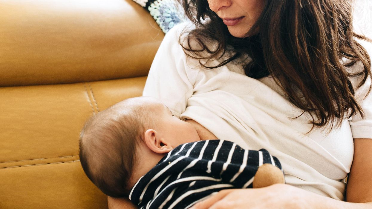 2019/11/new-mom-guide-breastfeeding-baby-2160x1200.jpg
