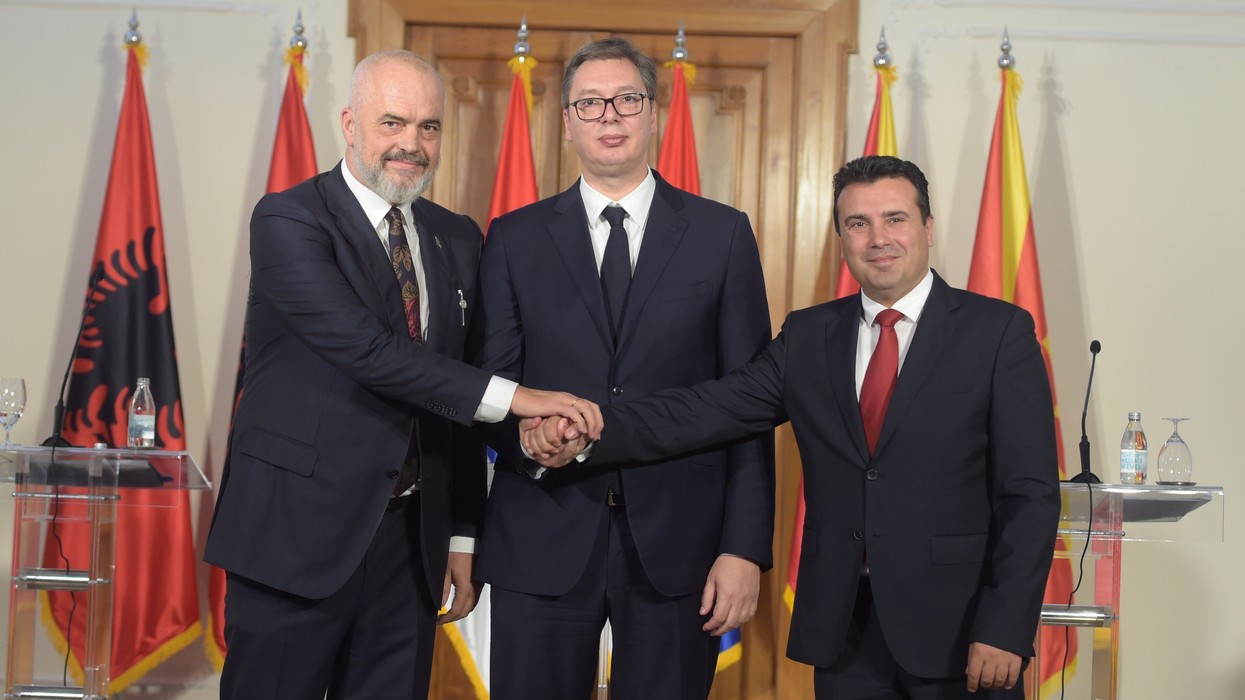 2019/11/vucic-rama-zaev.jpg