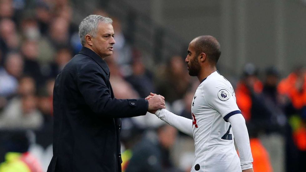 2019/12/mourinho-moura.jpg