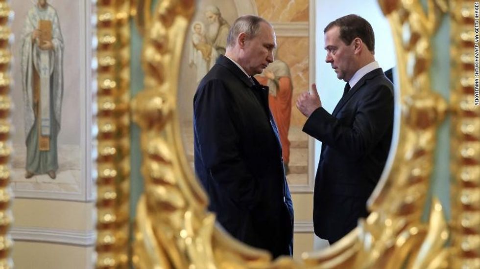 2020/01/200115110218-05-putin-medvedev-file-exlarge-169-e1579119072487.jpg