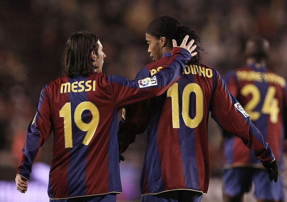 2020/01/Messi-Ronaldinho.jpg