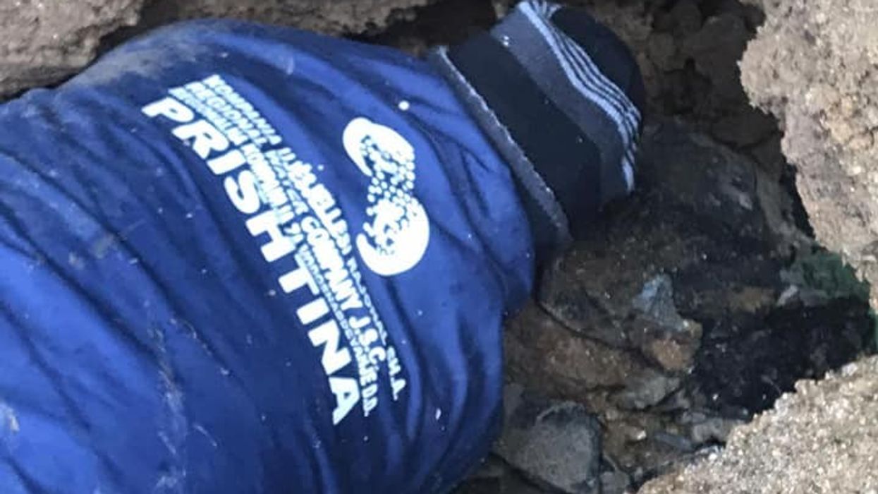 Pjesë të Prishtinës pa ujë të pijshëm, punohet për mënjanimin e defektit Pjesë të Prishtinës pa ujë të pijshëm, punohet për mënjanimin e defektit