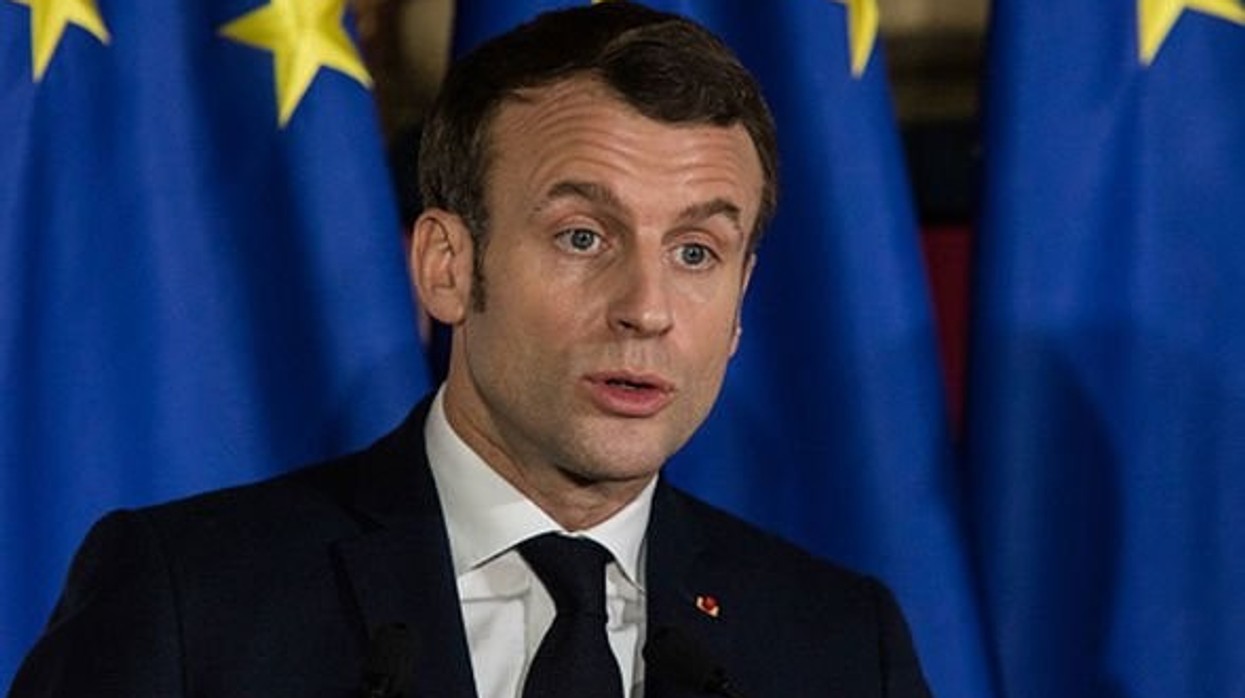 2020/03/coronavirus-emmanuel-macron-france-ban-large-gatherings-2353441.jpg
