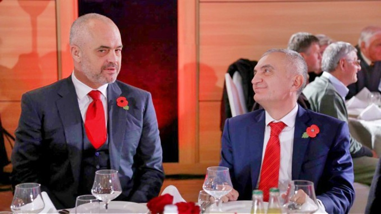 2020/03/Rama_Meta_Albania_Love_look.jpg